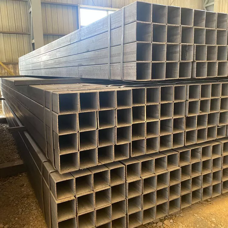 Juodai dryžuotas stačiakampis vamzdis